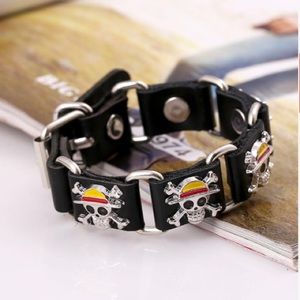Belt Buckle Bracelet Metallic Skull Accent